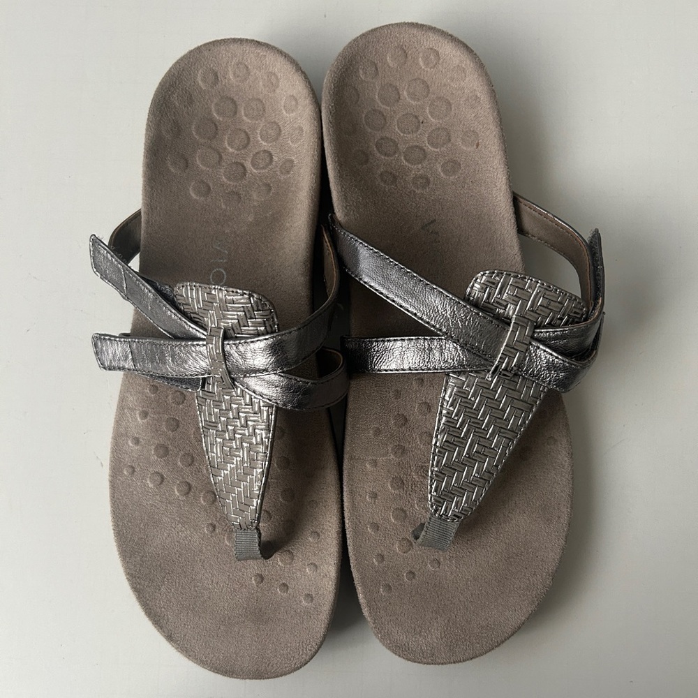 Vionic karley Sandals